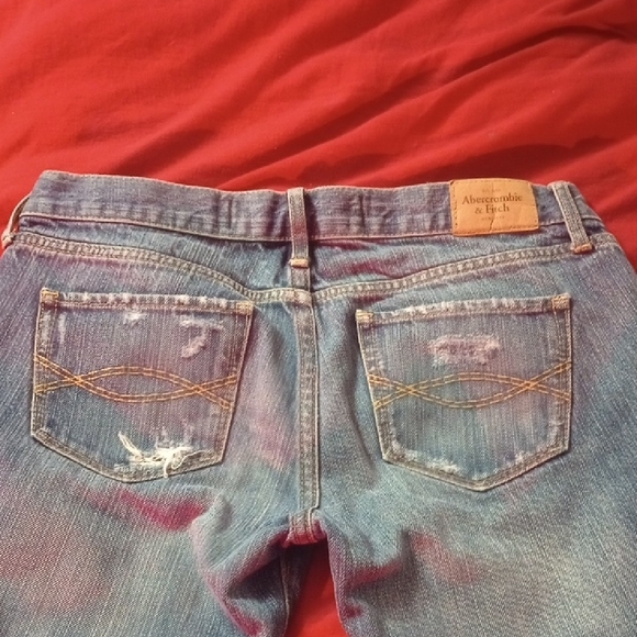 Abercrombie & Fitch Ripped Blue Boyfriend Jeans - Picture 3 of 4